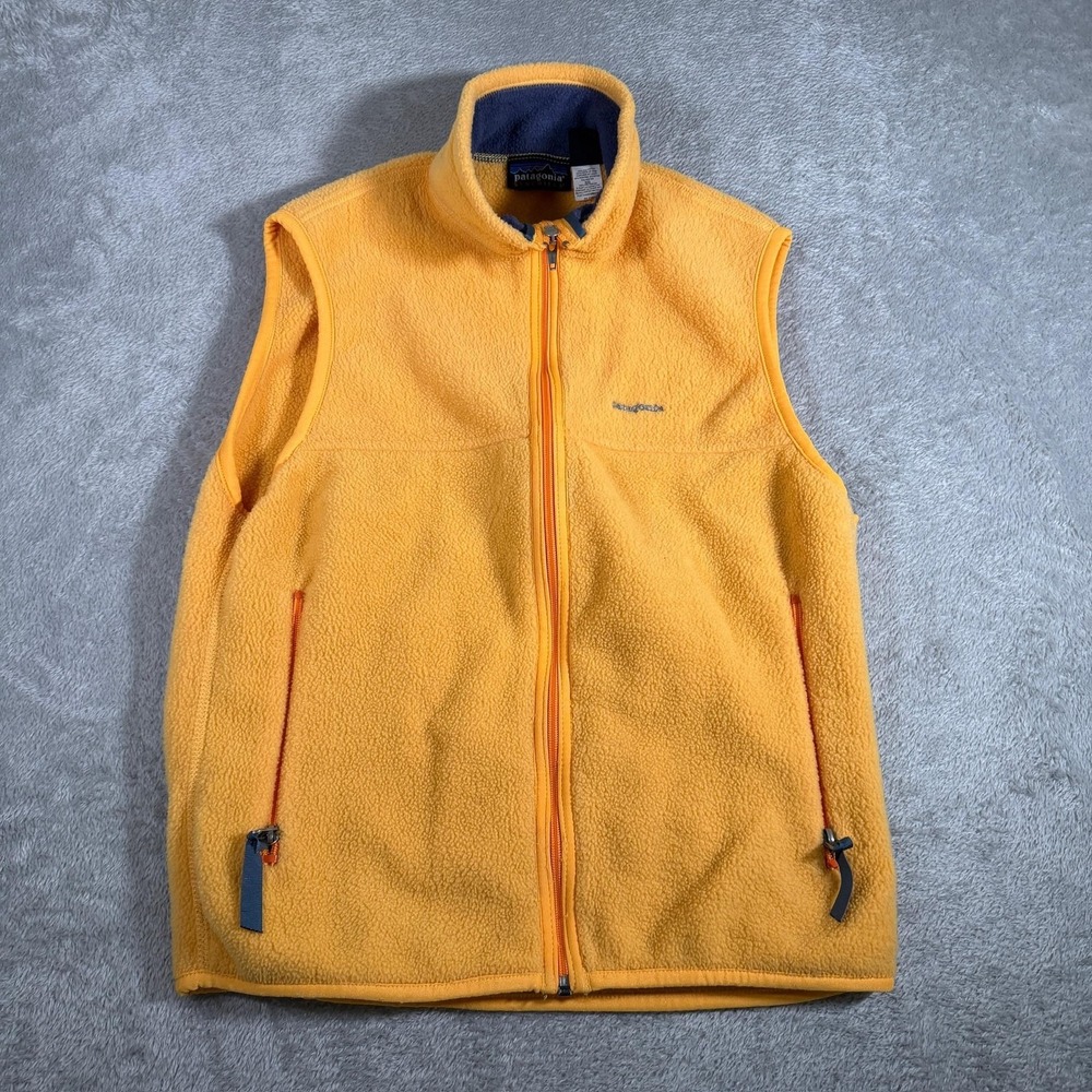 Patagonia Synchilla Vest‎ Mens Small Yellow Fleece Full Zip USA Made Hiking